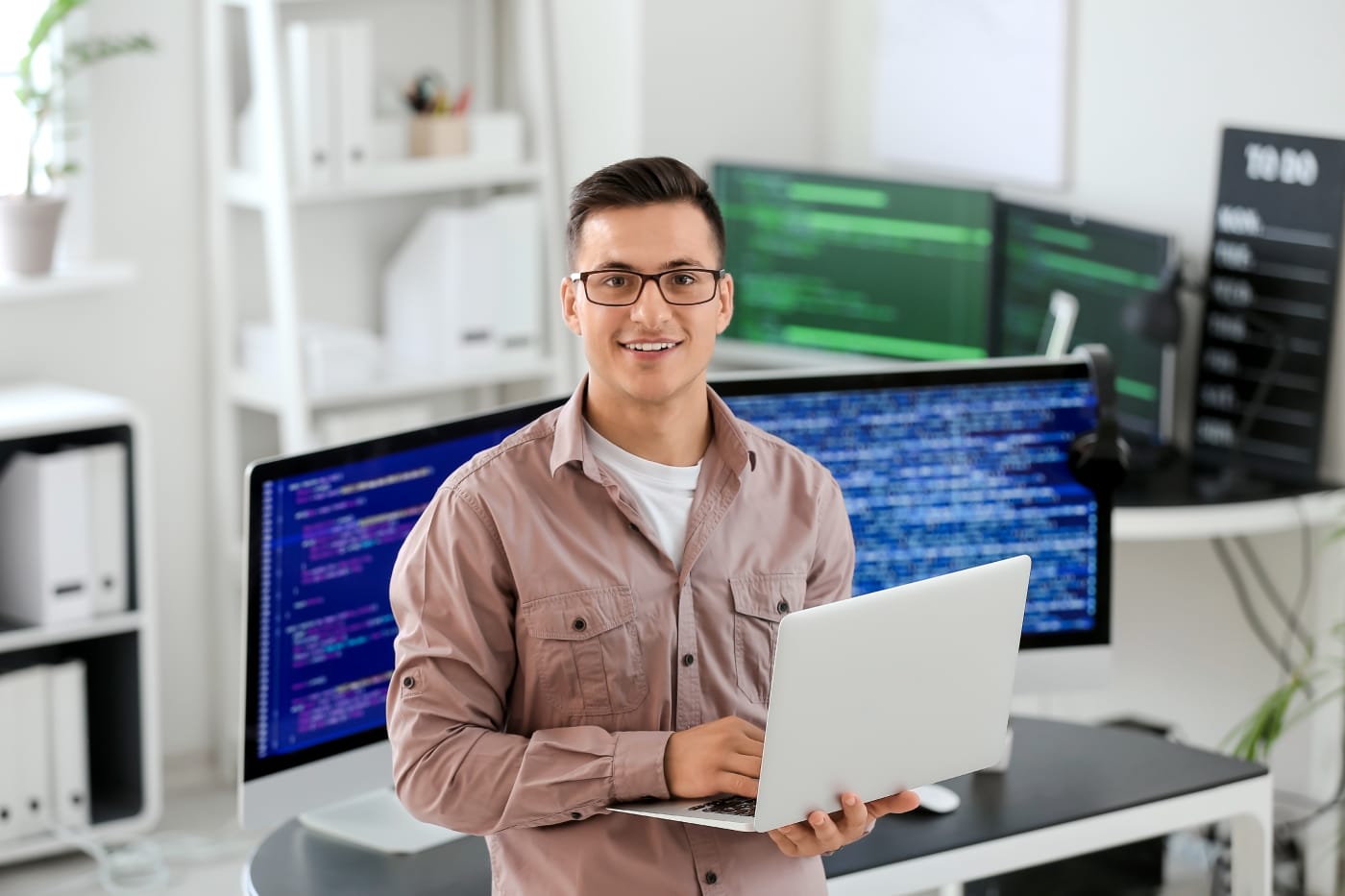 Mengapa UMKM Memerlukan Website Murah untuk Bersaing di Pasar?